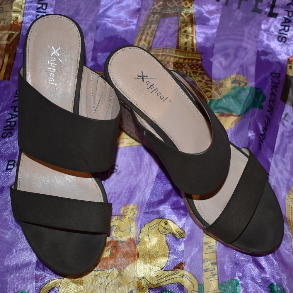 X-APPEAL ARMY GREEN WEDGES -8.5